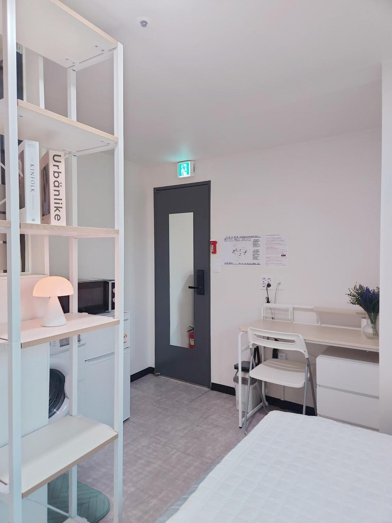 Homestay The Nearby Yeouido Seoul