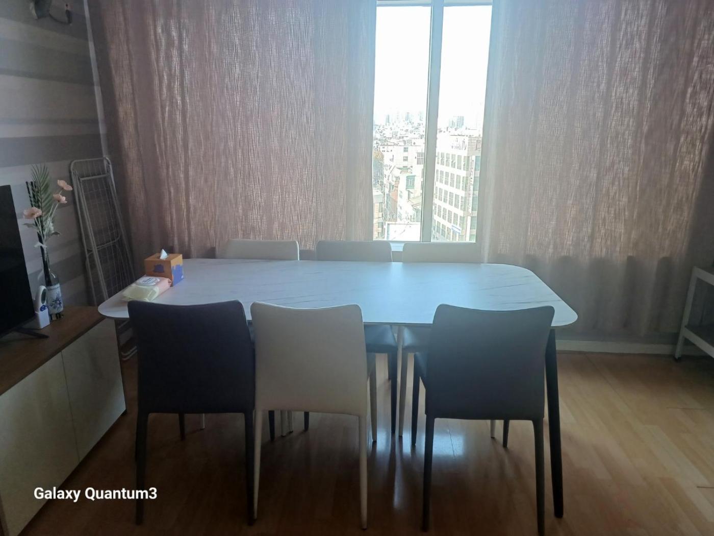 Hongdae Guesthouse2 1min From Hongik Uni Station Exit #1 Apartment