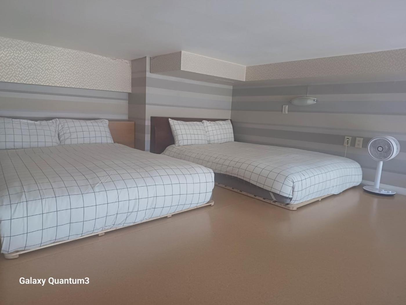 Apartment Hongdae Guesthouse2 1min From Hongik Uni Station Exit #1 *