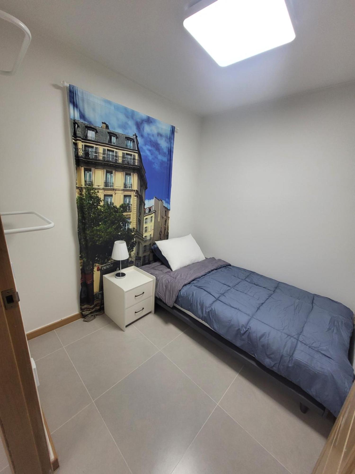 Spacious Newly Renovated #13 Seoul
