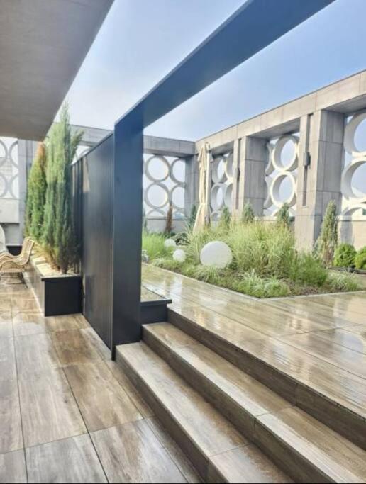 Modern Luxury In Gangnam With Cityview&wine * Seul