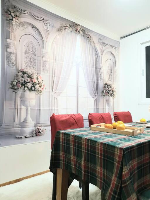 Apartment Entire Private House In 2br, Kitchen, Family