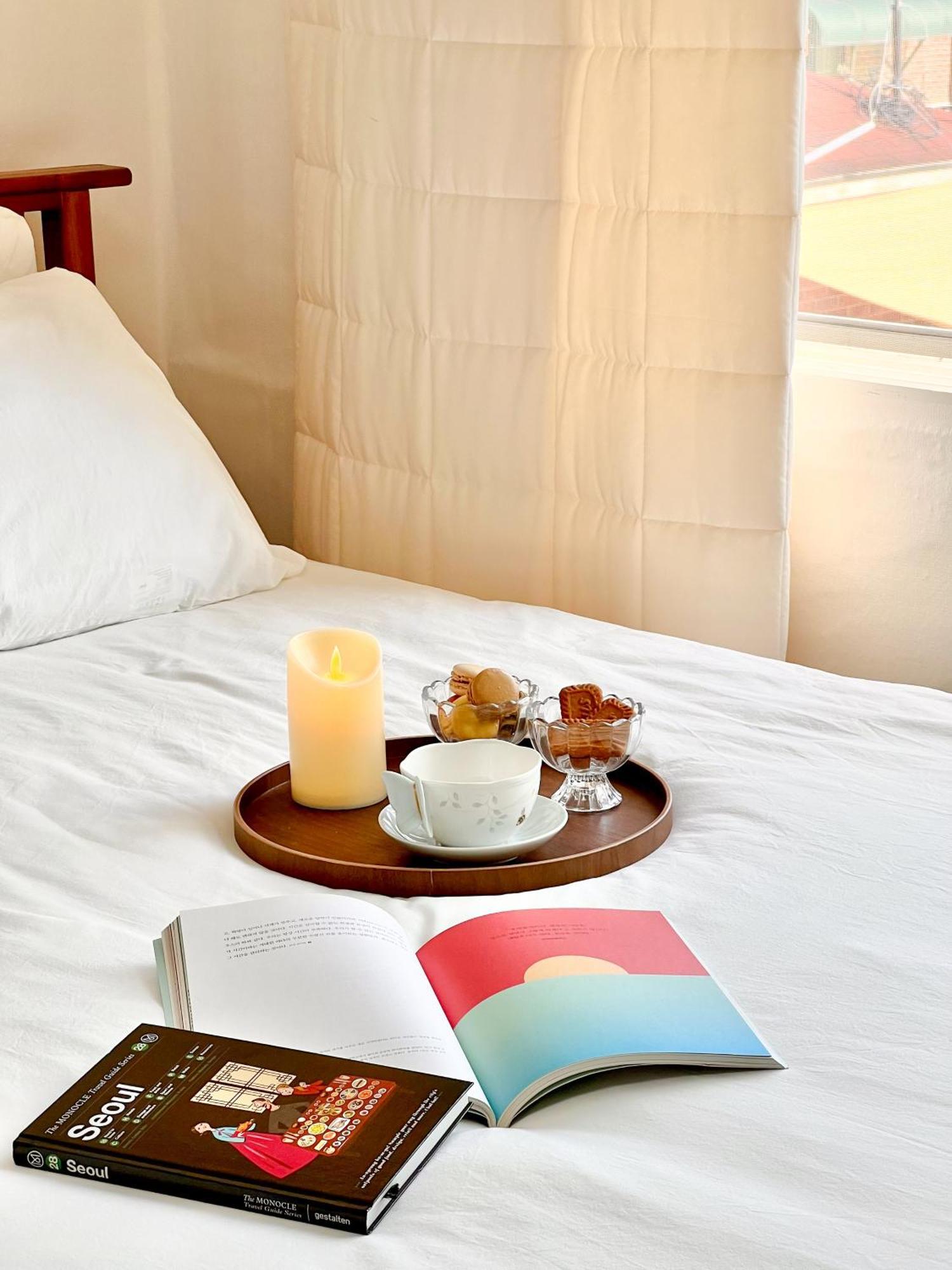 The Cozy Nonhyeon, Gangnam Eonju Station 5 Min, 2 Bedrooms, Premium Beds, Value For Money, Biz Trip * Seul