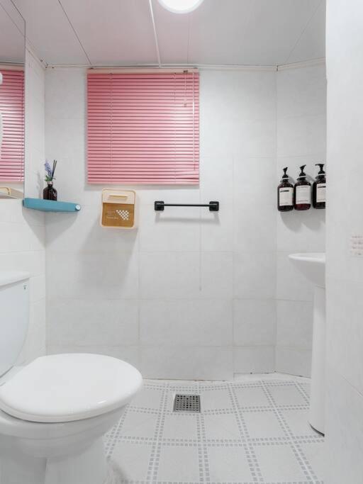 #3 Beds, 2 #netflix Dongdaemun Lemon House *