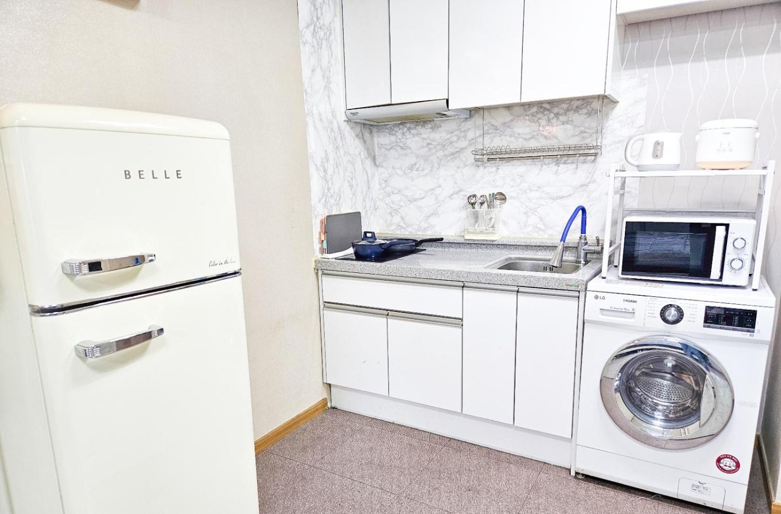 Yeouido Full House Apartment