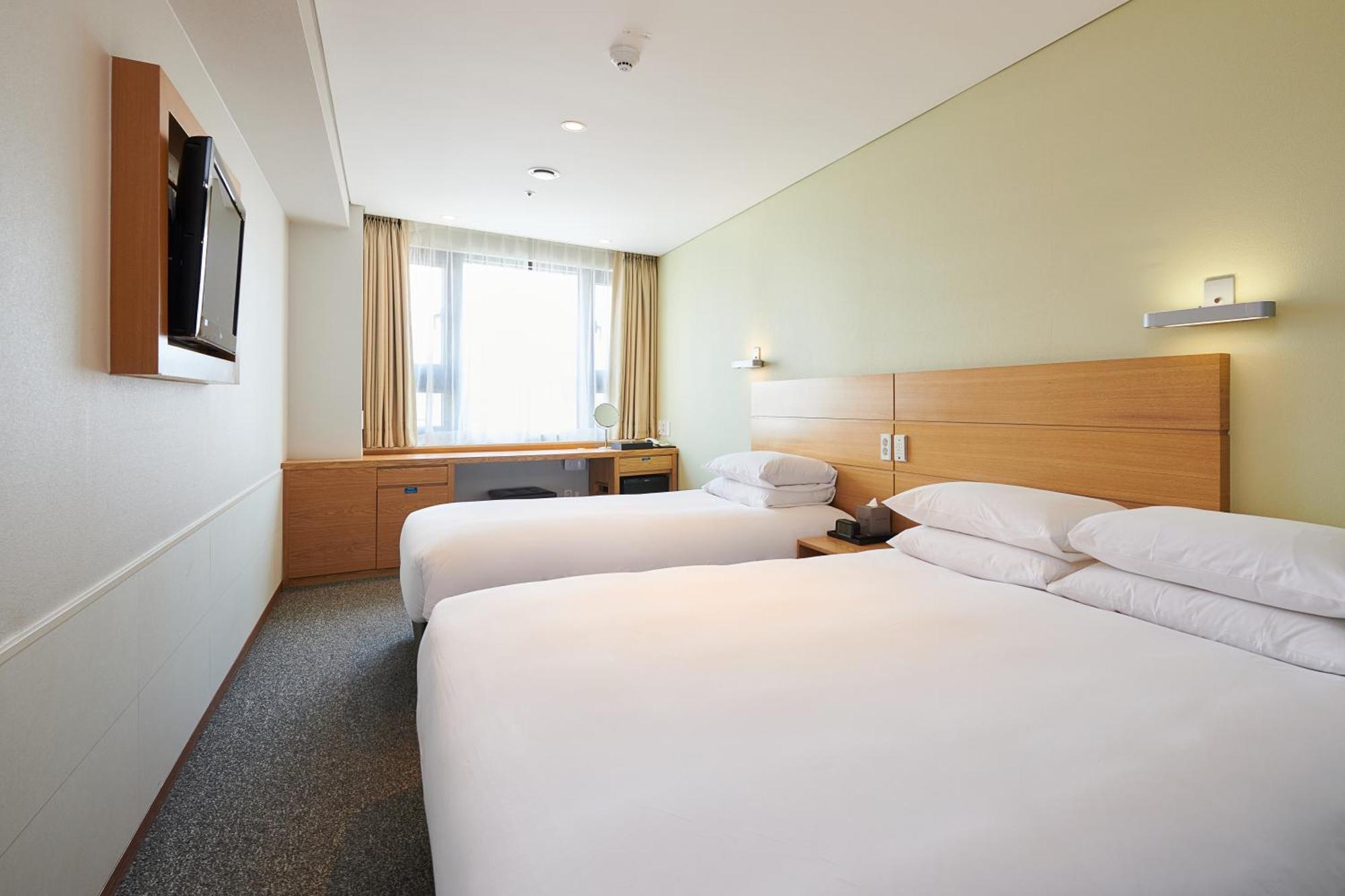 Nine Tree By Parnas Myeongdong 1 Hotel 3*
