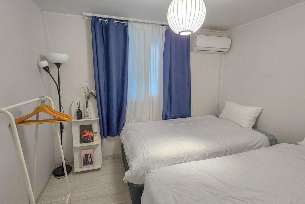 Hongdae Station House Apartment