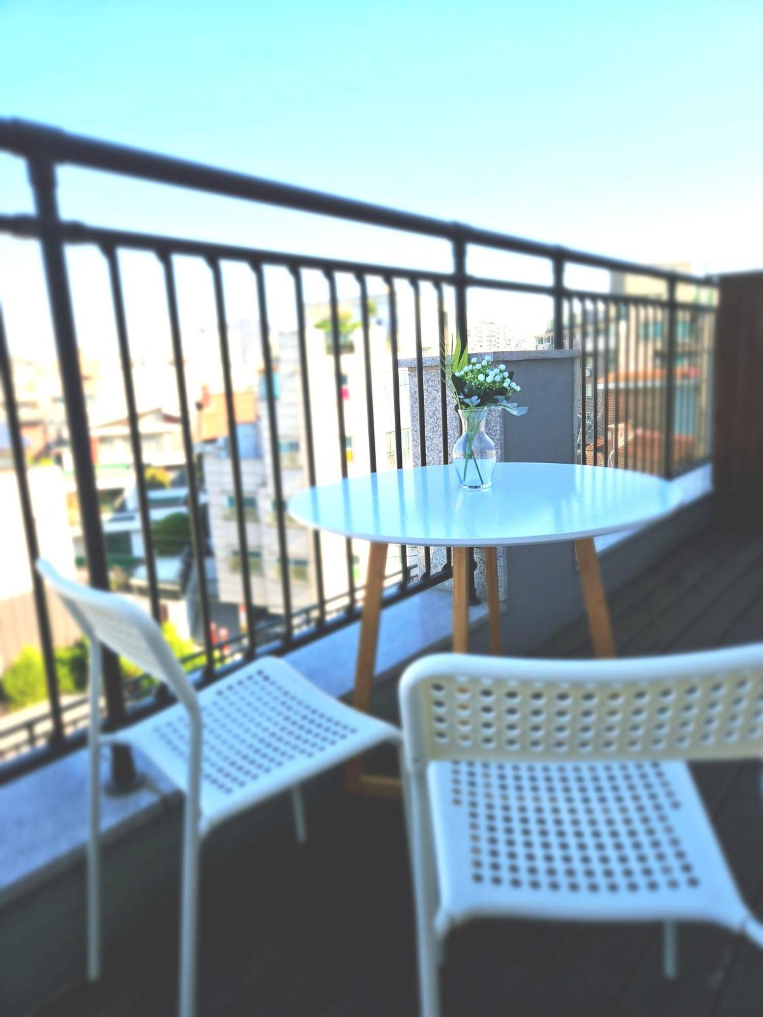 Hongdae Two-room House With Terrace * Seoul
