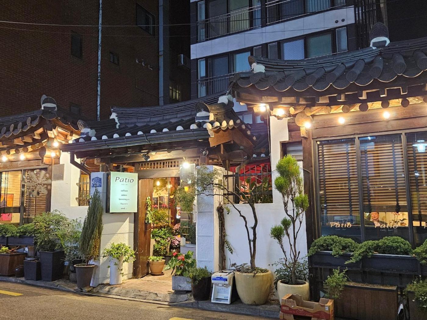 Hongdae Two-room House With Terrace *