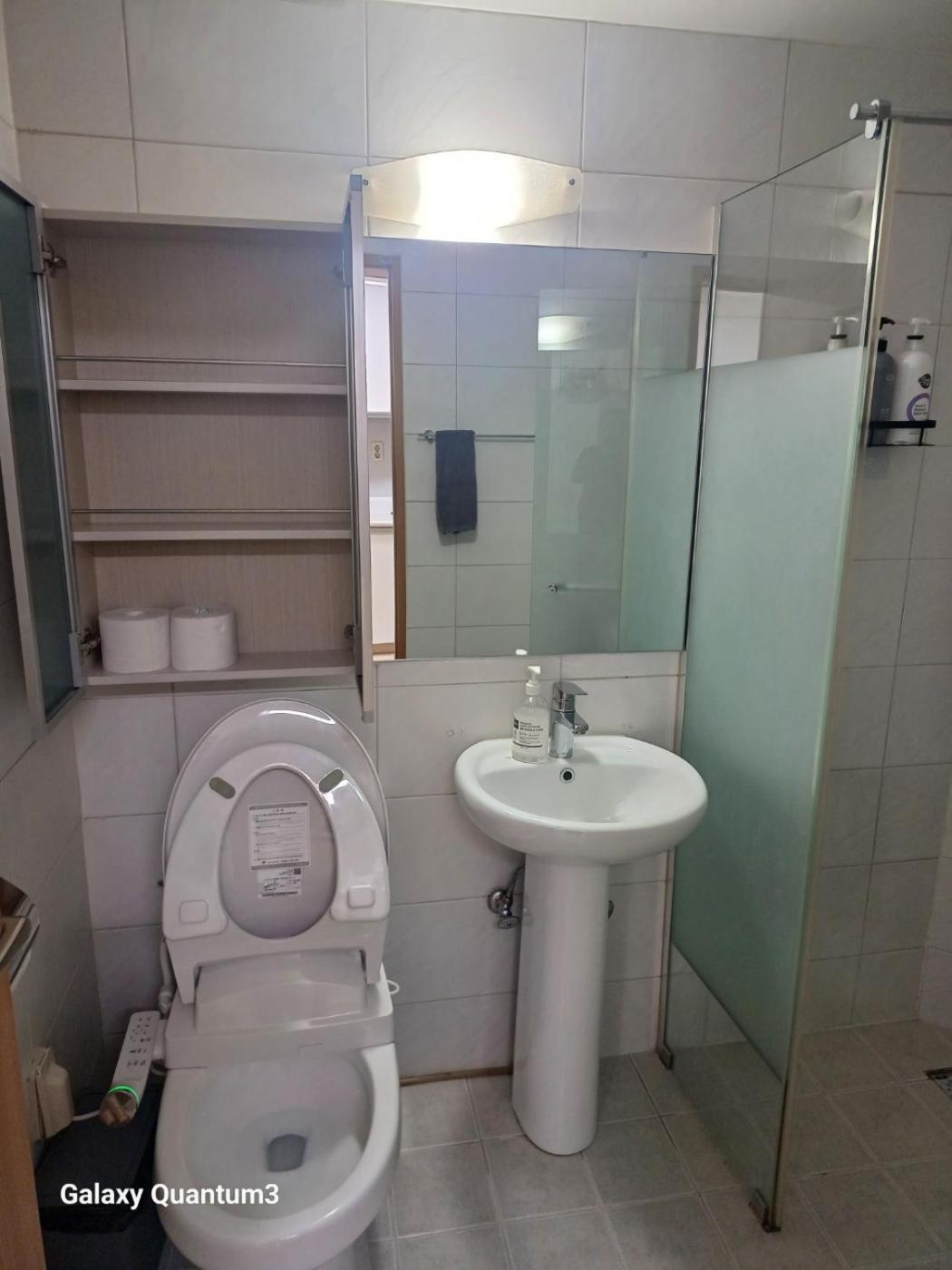 Hongdae Residence-4 - 1min From Hongik Univ Station #1 *