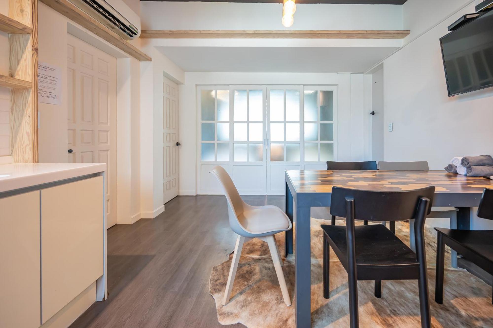 Namsan Story Nine Guest house *