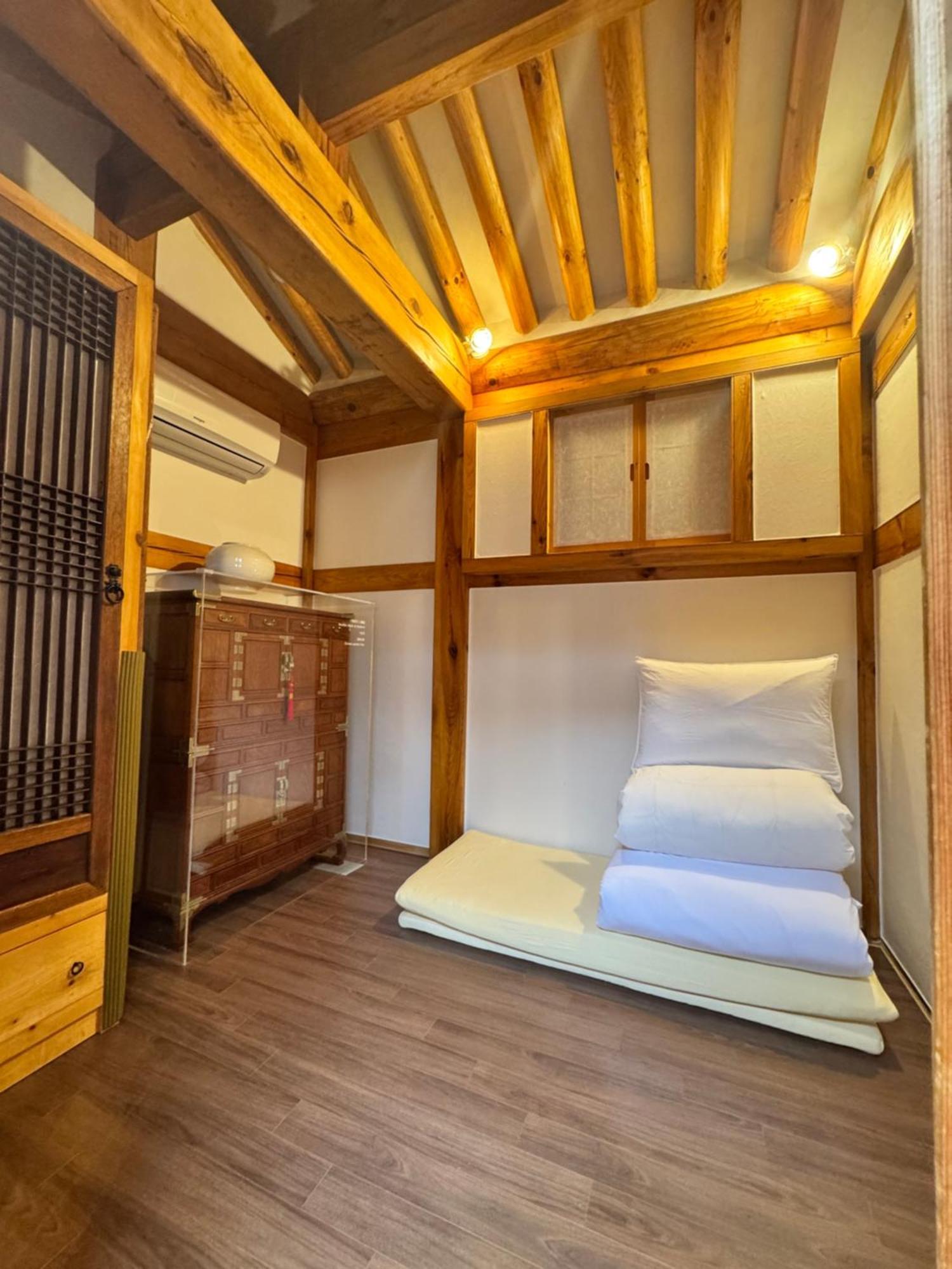 Holiday home Hamhanokstay