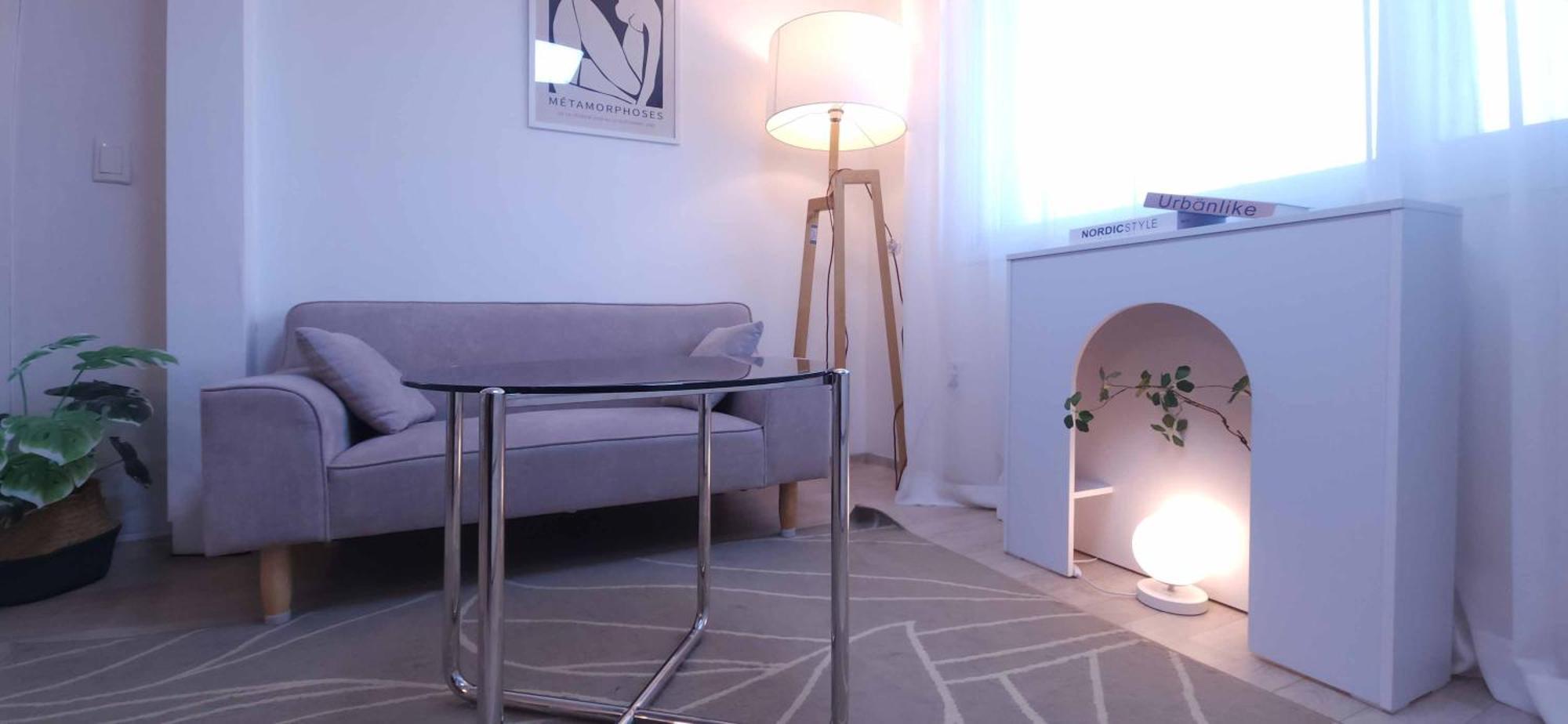 K-17 White Linen House