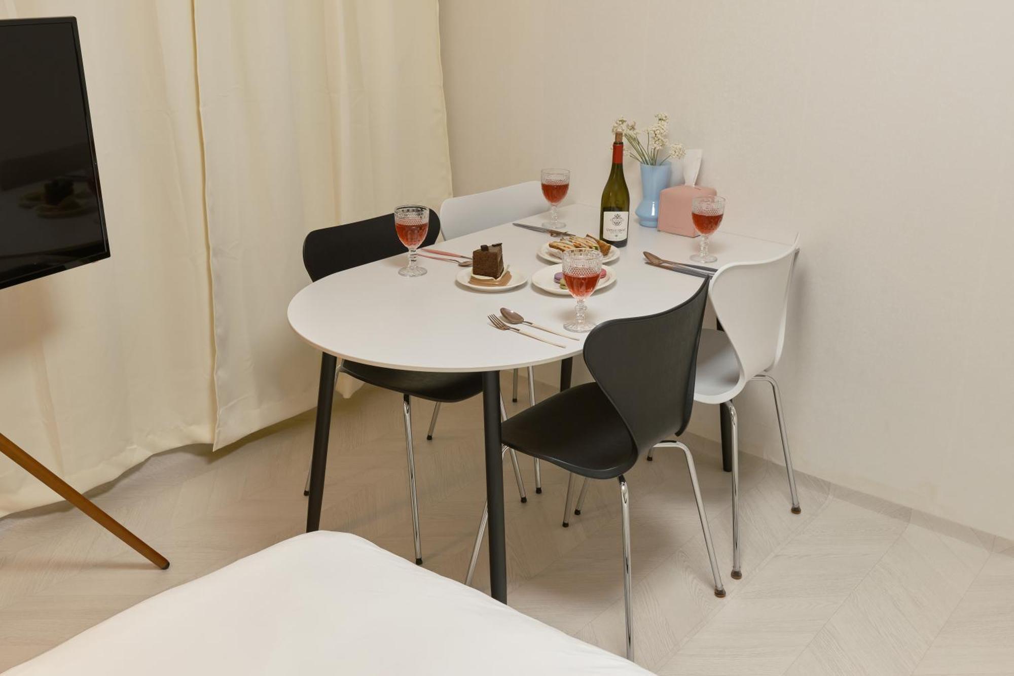 Warm Place Apartment *
