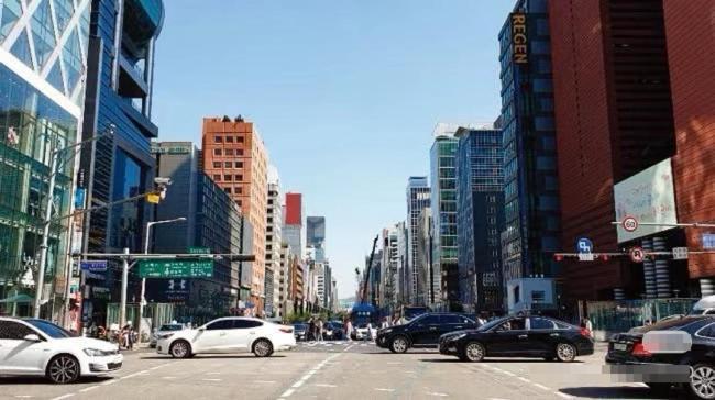 Monthly 40 Percent Off! Gangnam View Golden Single House Apartment *