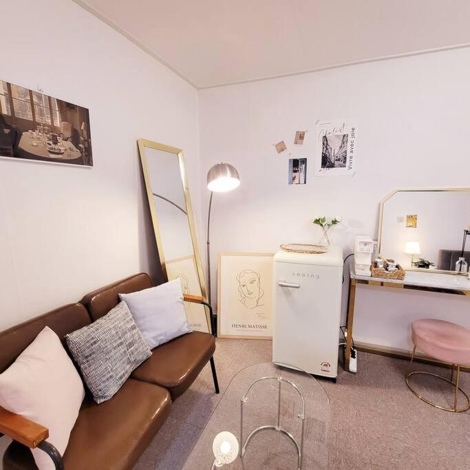 Gaon #sillim Stn 2min #airport Bus 1min #gangnamhongdae 20min #yeouido10min #longtermstay Discount #healingproperty Apartment *