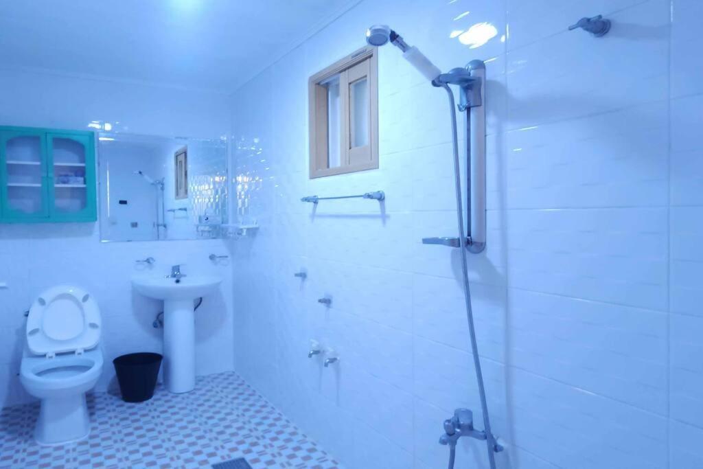 C-1 White Linen House,3br * Seoul