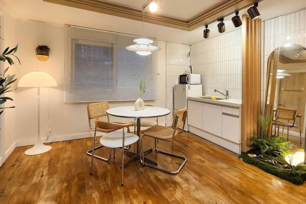 C-1 White Linen House,3br Seoul