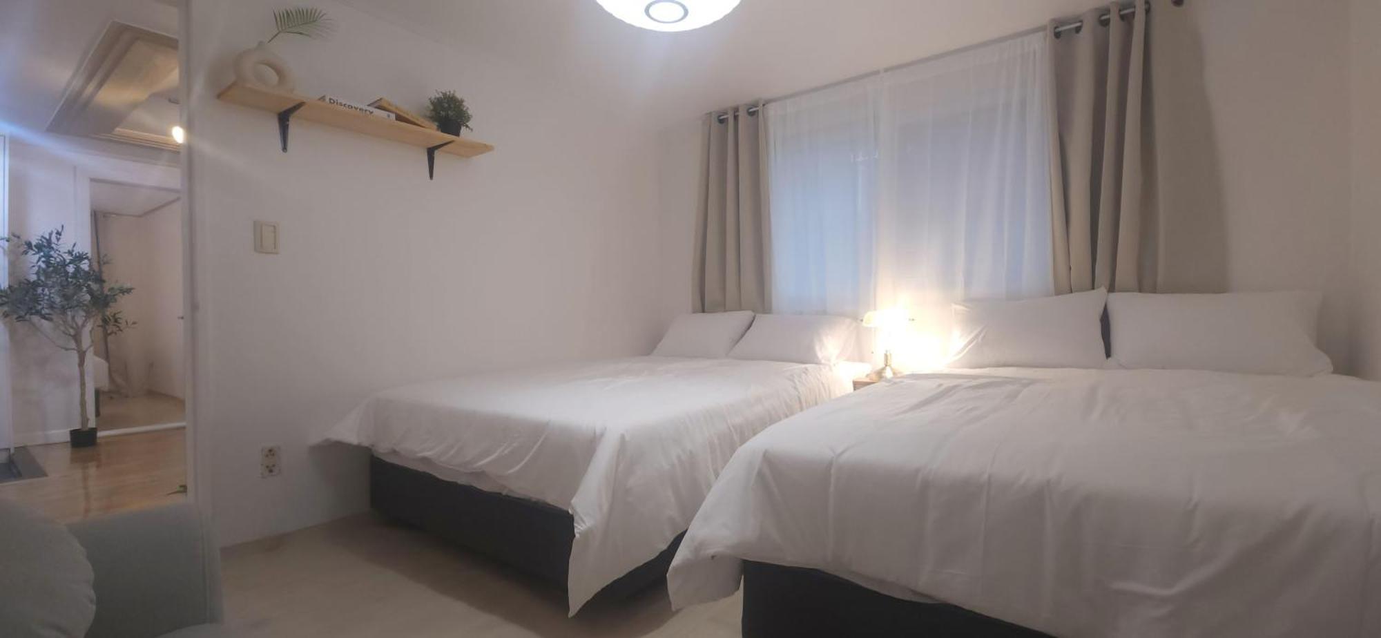 C-1 White Linen House,3br * Seoul