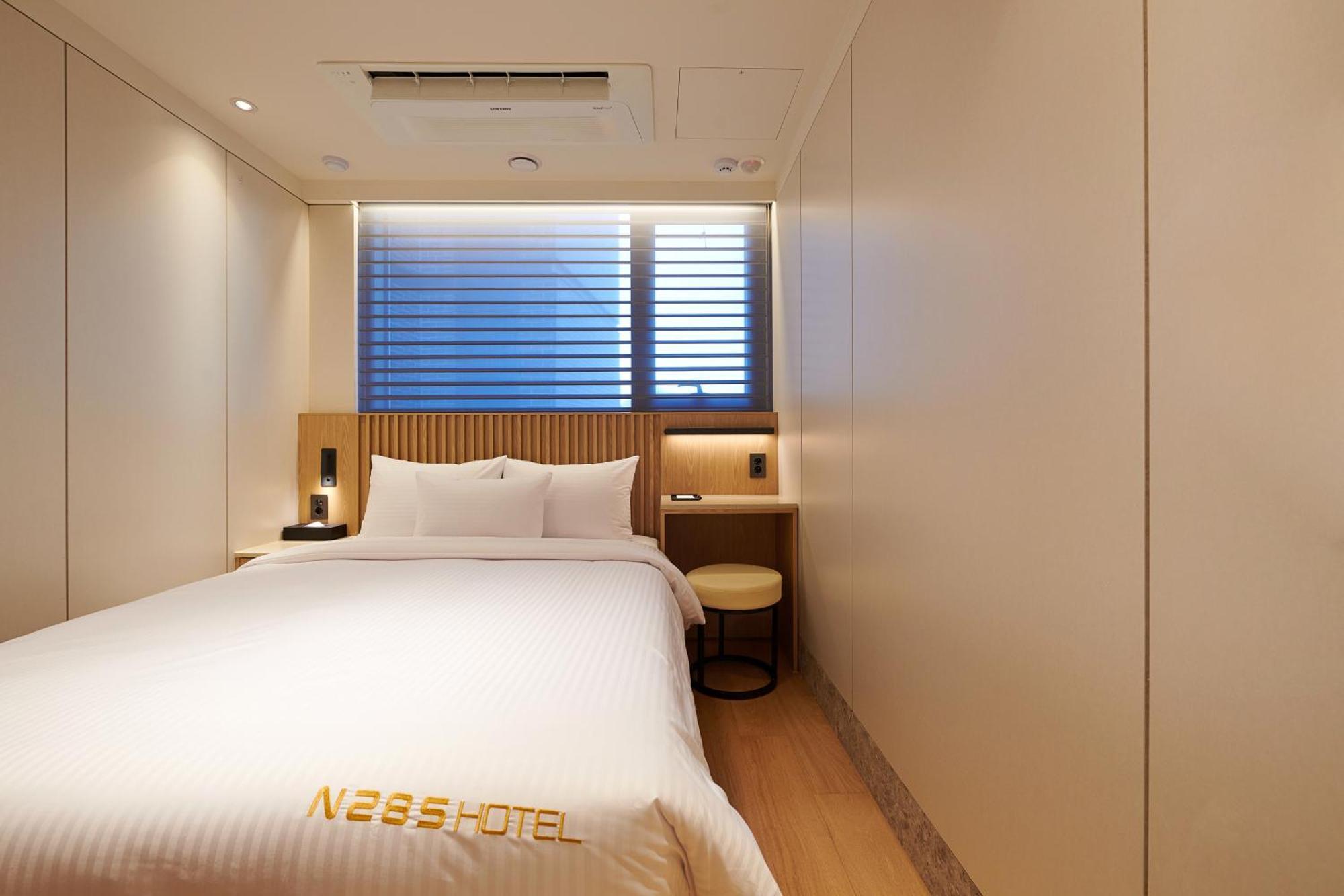 N285hotel Hotel