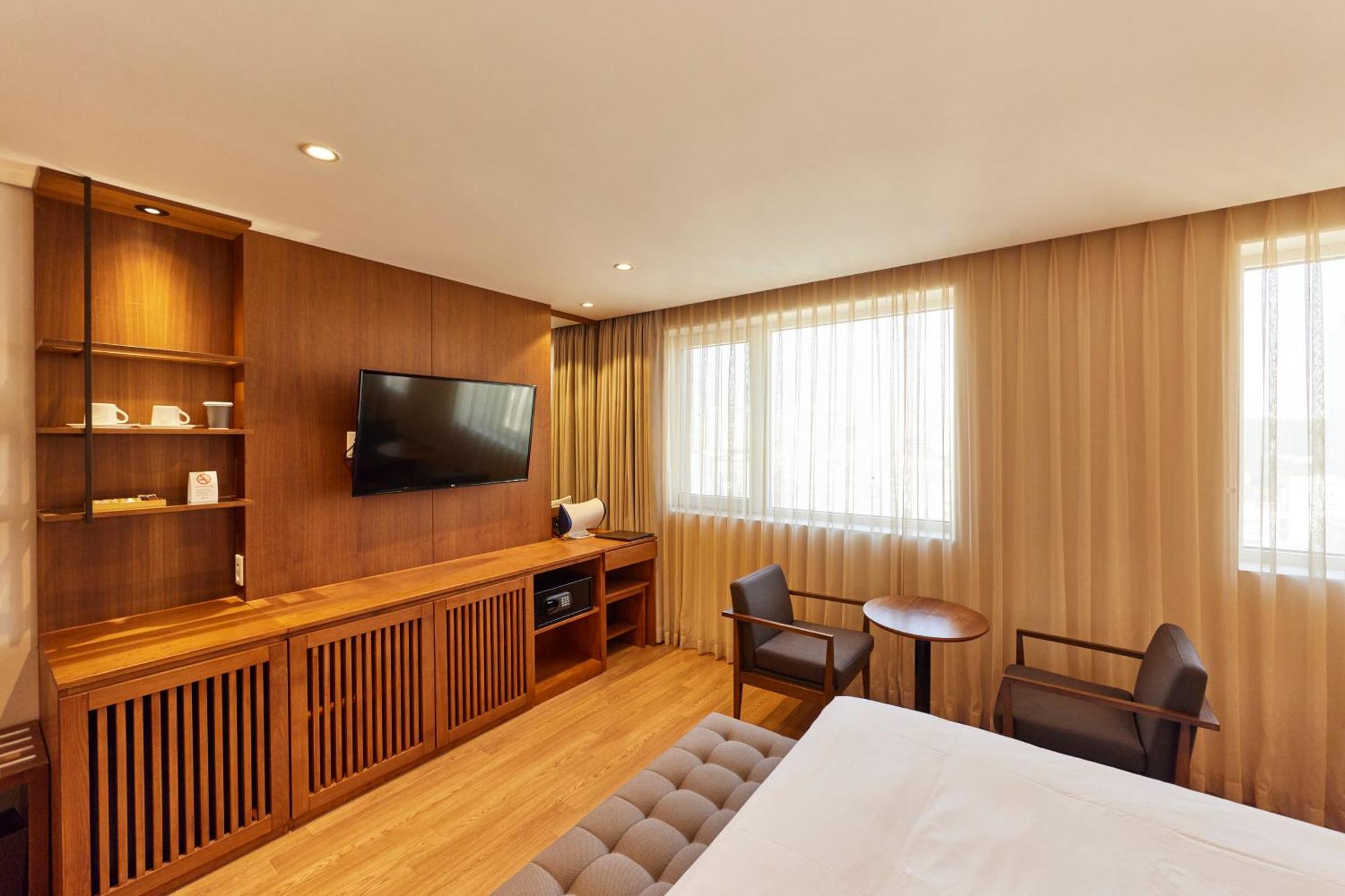 Uri& Hotel Seoul