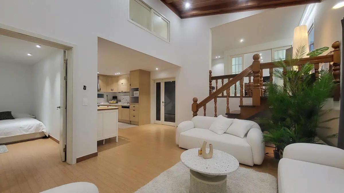 Apartment Oasis *