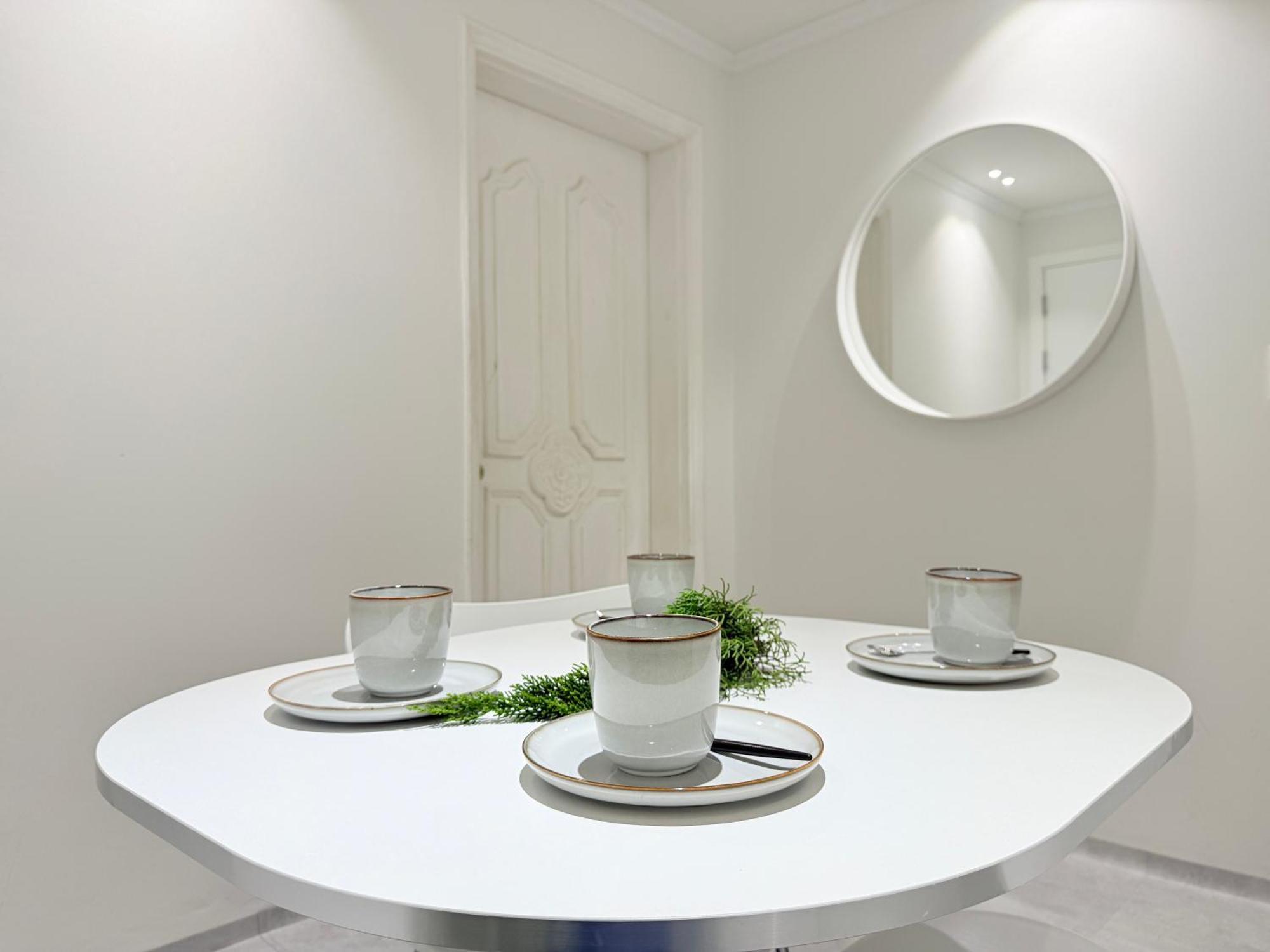 Apartment Oasis *