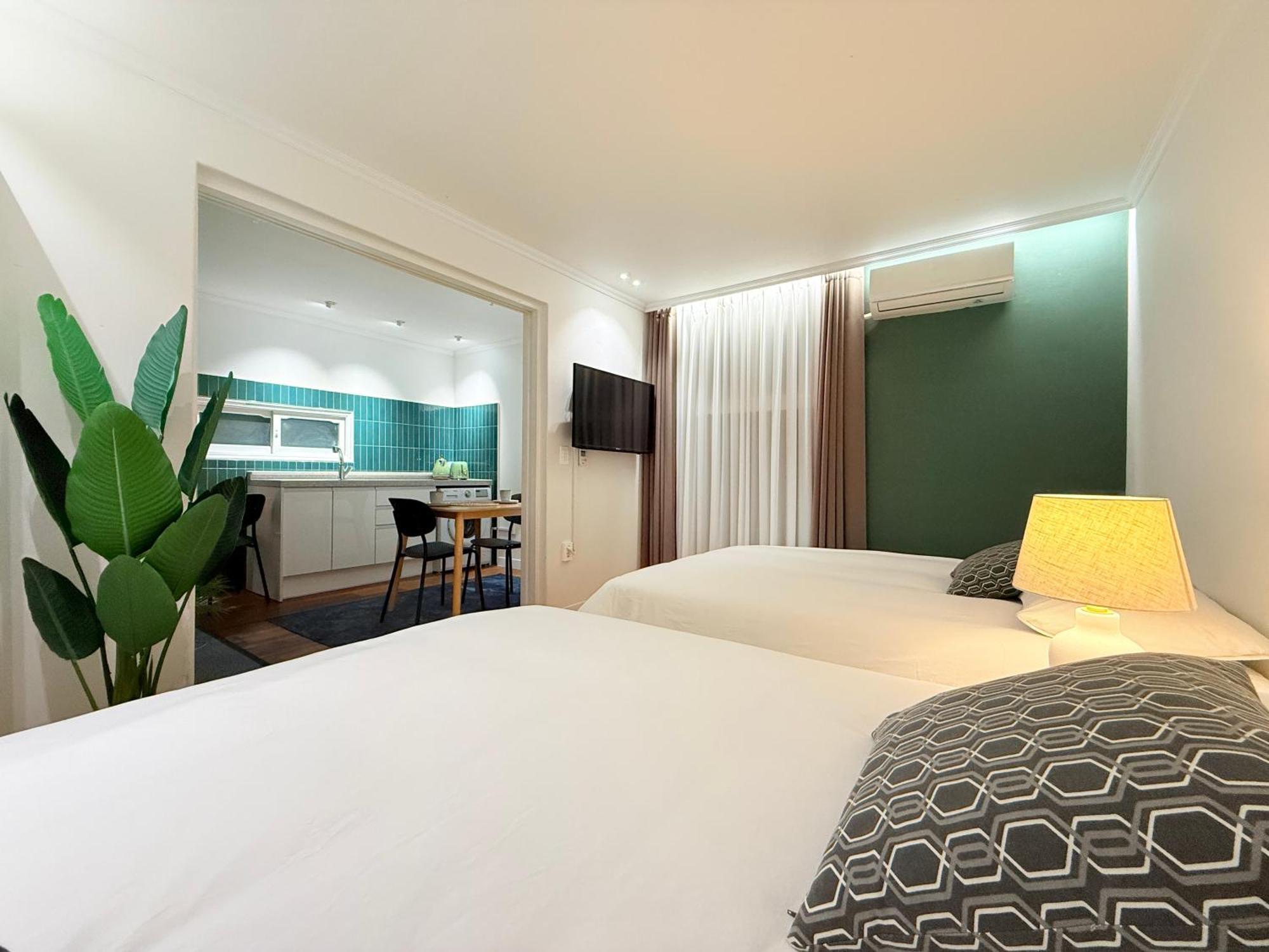 Oasis Seoul