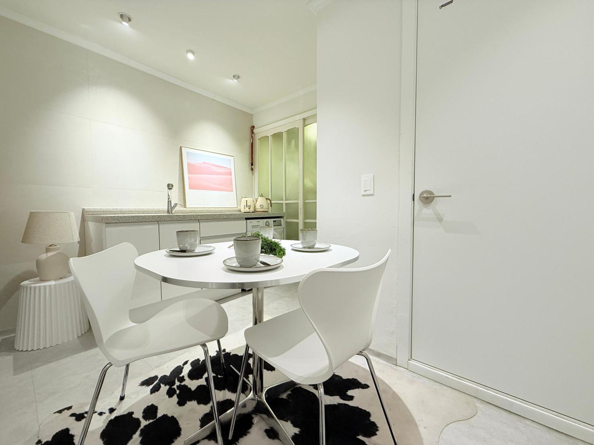 Apartment Oasis *