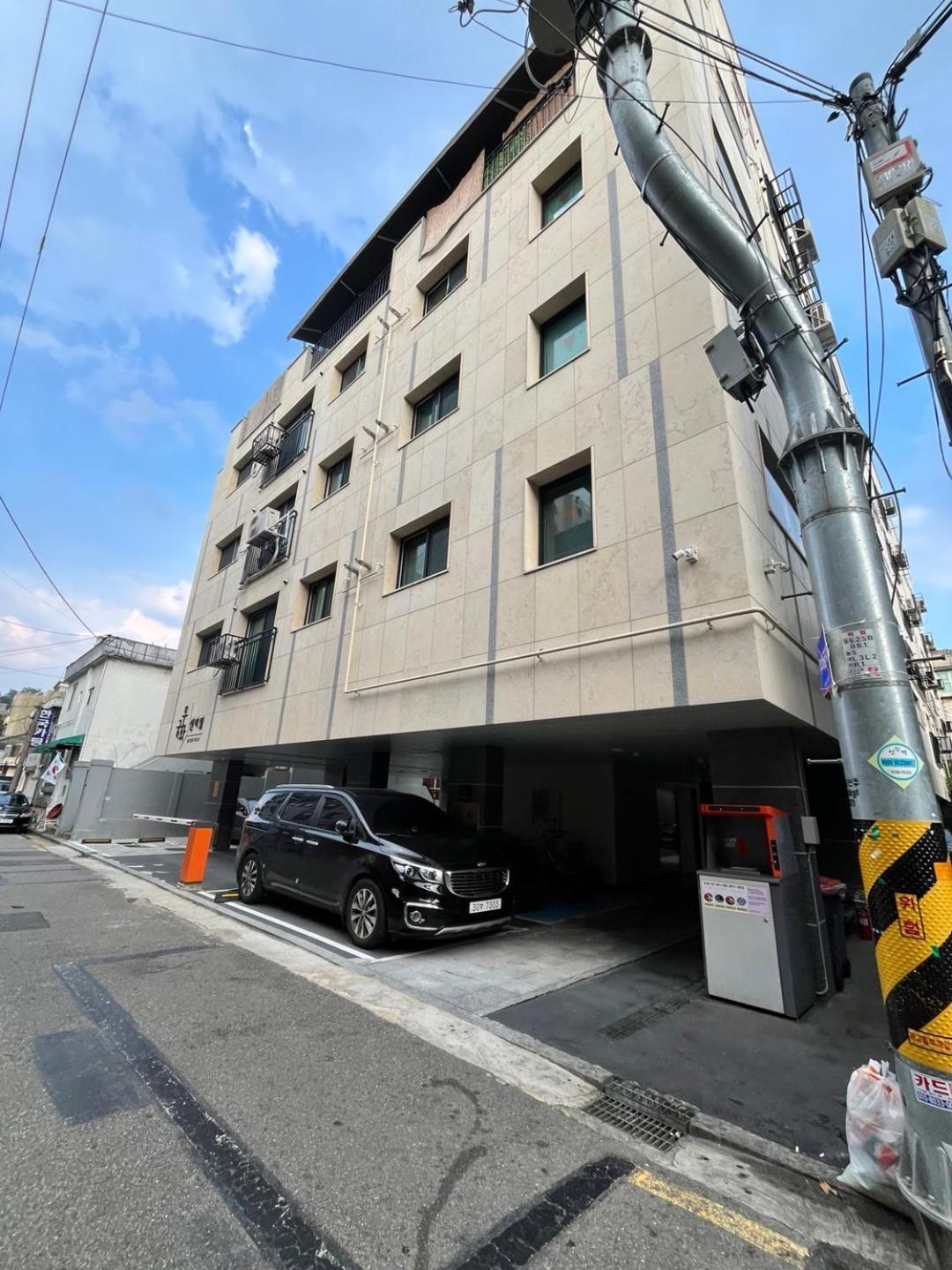 Cozy Chunbae's House * Seoul