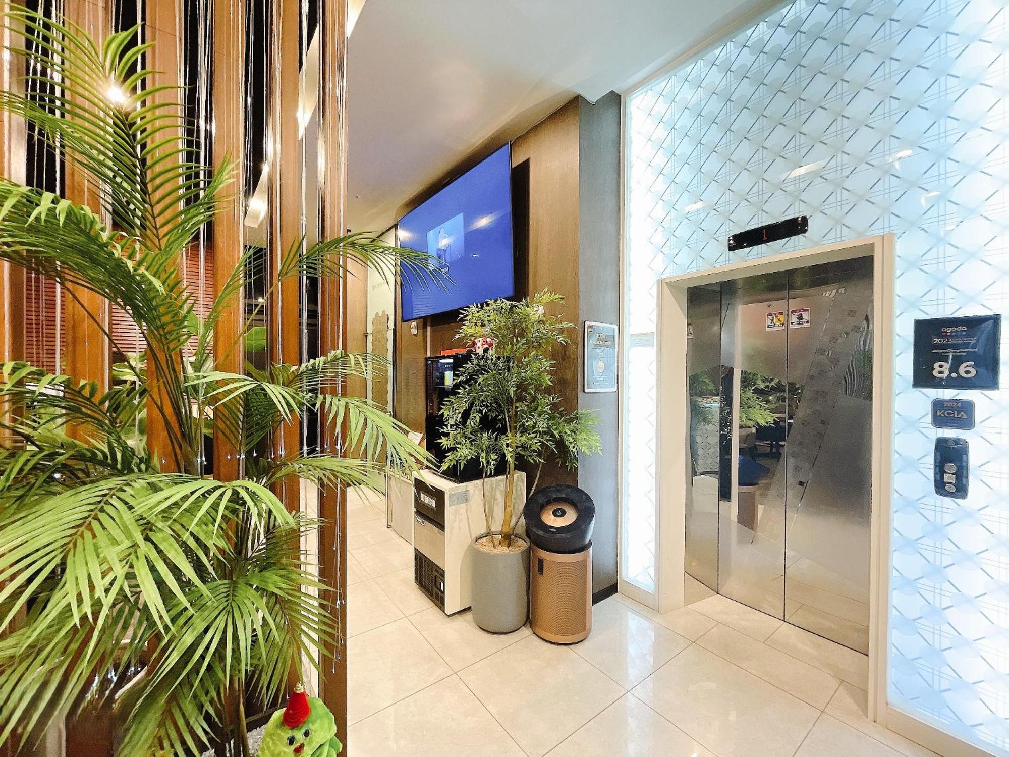 Jongno Lumia Tourist Hotel