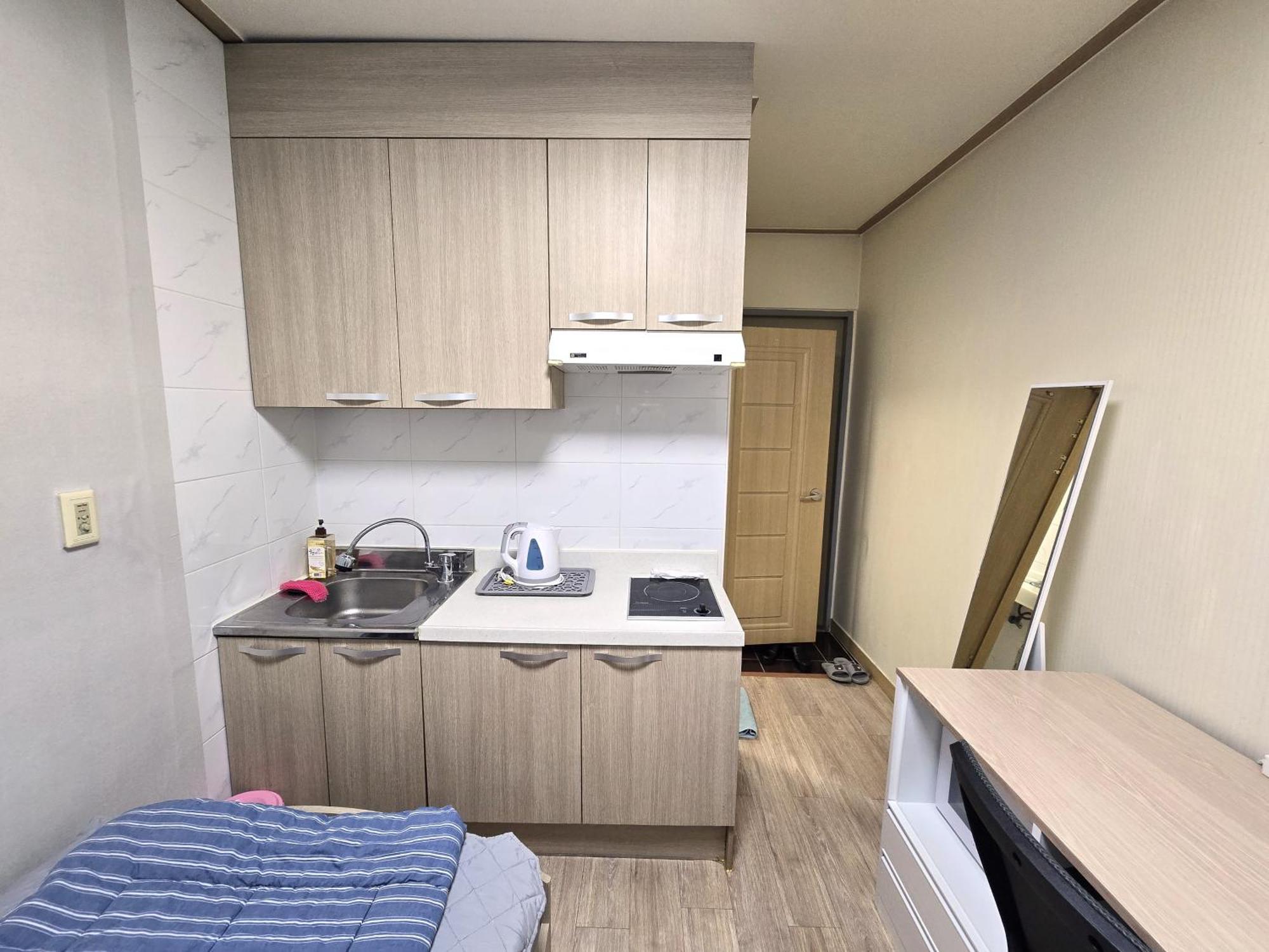 Hongdae, Sinchon Yeonhui House Guest house