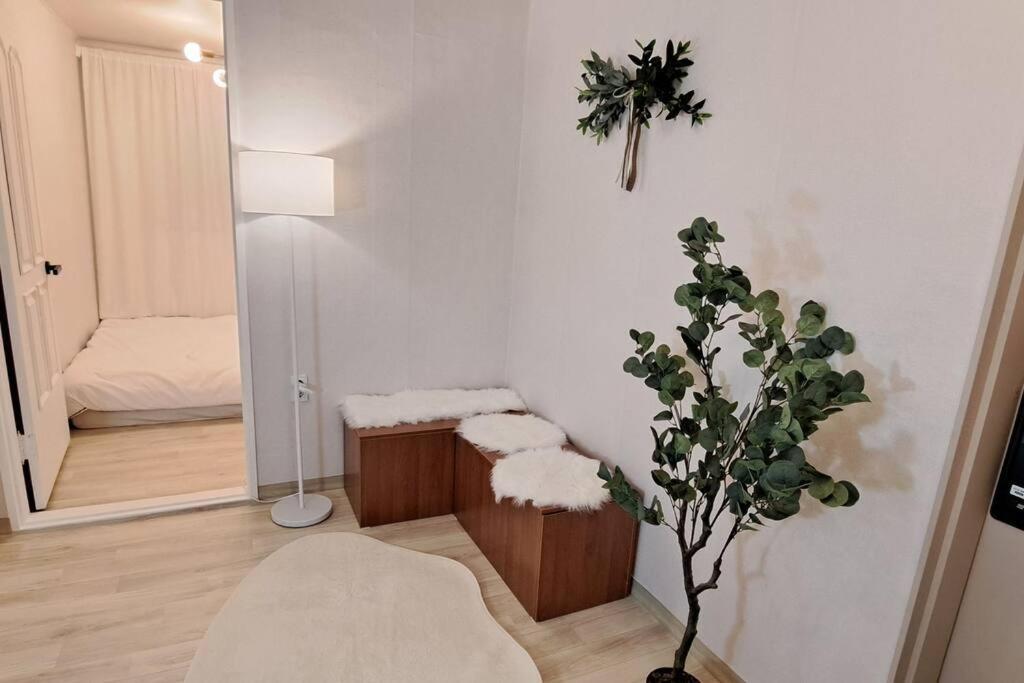2 Daebang Station Yeouido Hangang Park Nodeul Island Apartment *