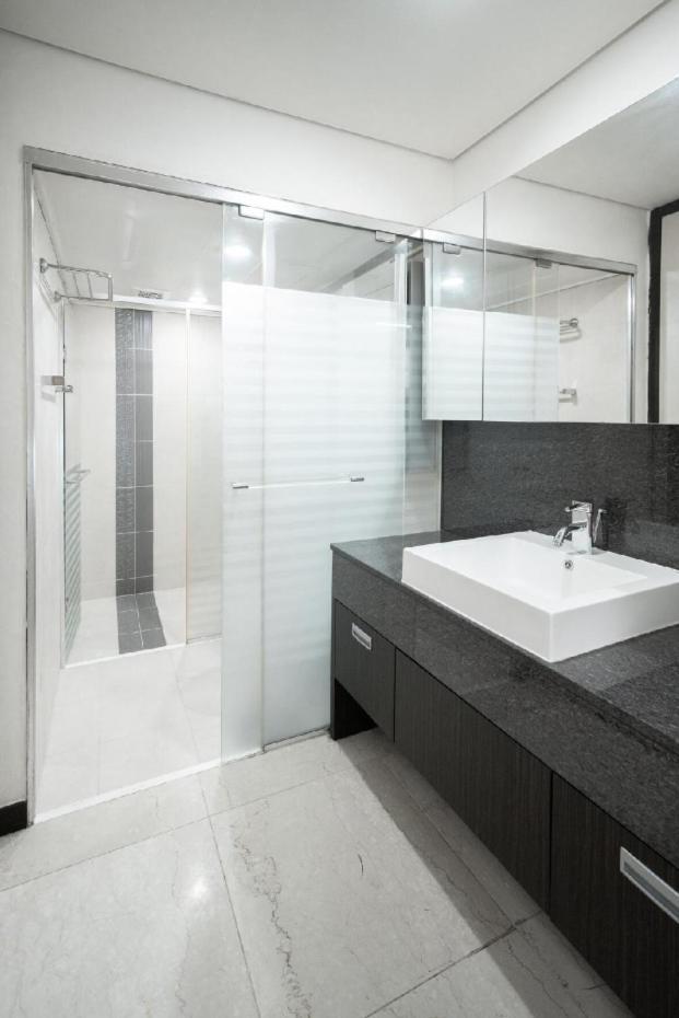 Gangnam 100m 3 Bedrooms 2 Private Bathrooms M Ceo 1 Minute To Coex Fully Furnished 3bdr 2bath Apartment