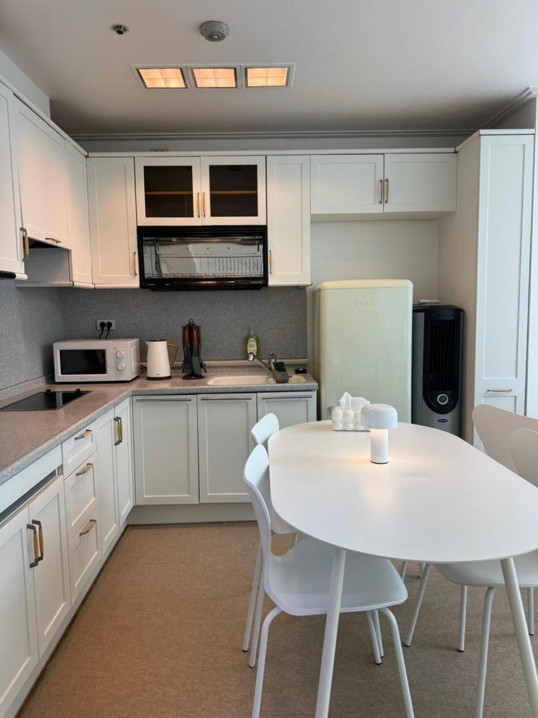 New Remodeling Hongdae House