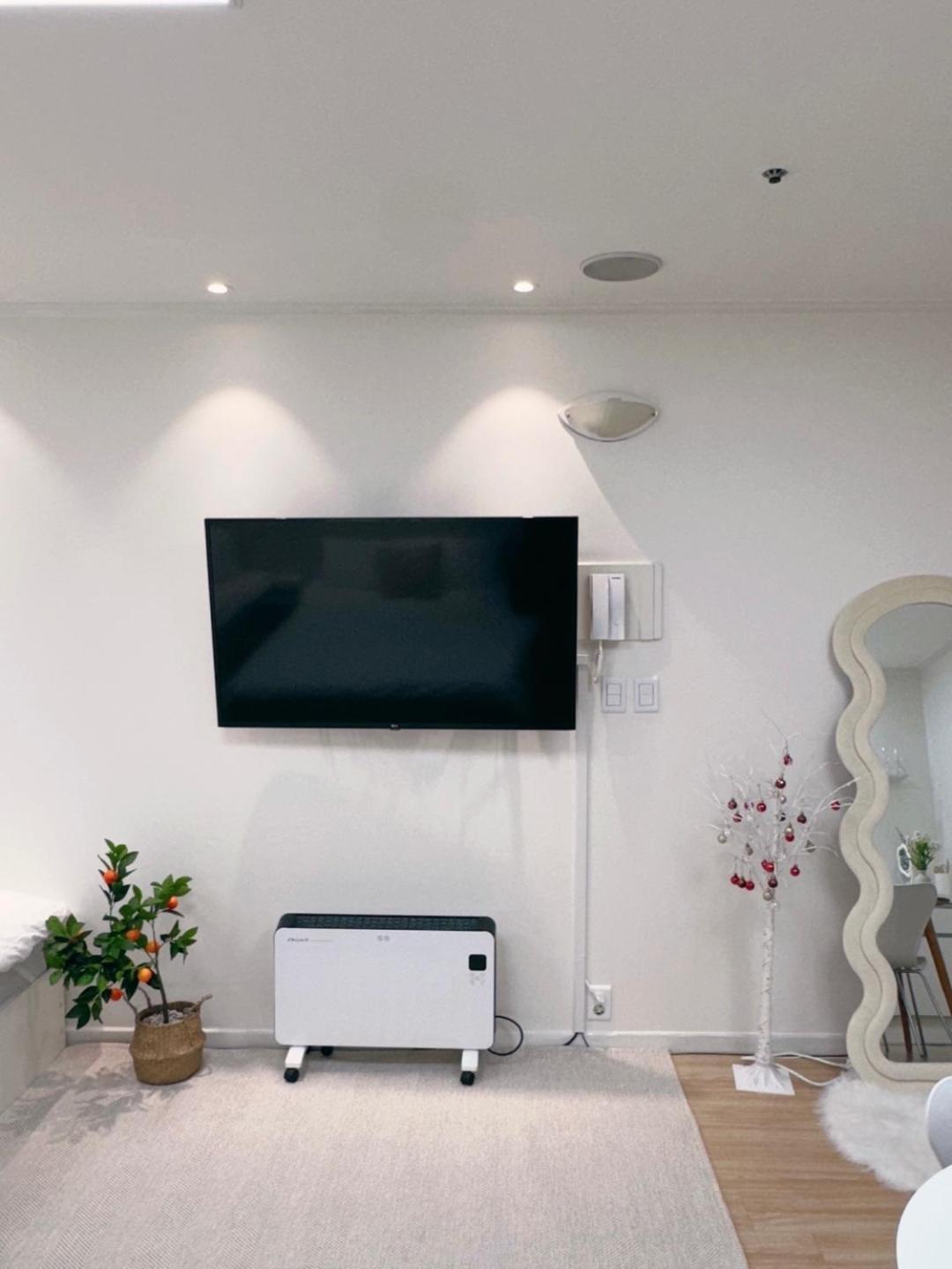 New Remodeling Hongdae House Apartment Seoul