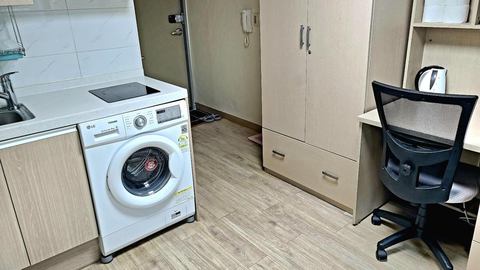 Hongdae, Sinchon Yeonhui House Guest house *