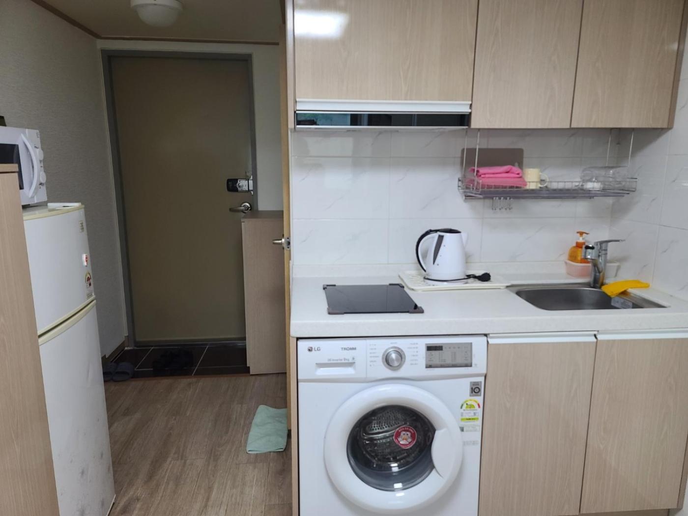 Hongdae, Sinchon Yeonhui House Guest house