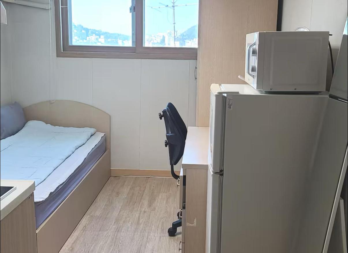 Hongdae, Sinchon Yeonhui House * Seoul