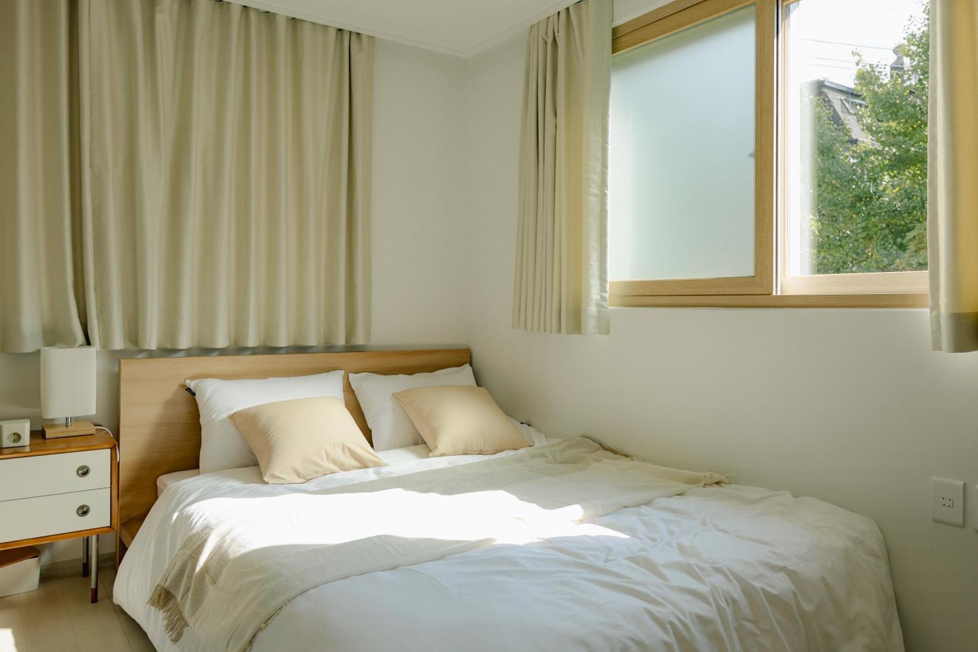 Serenity Escape - Foreigner Only Apartment