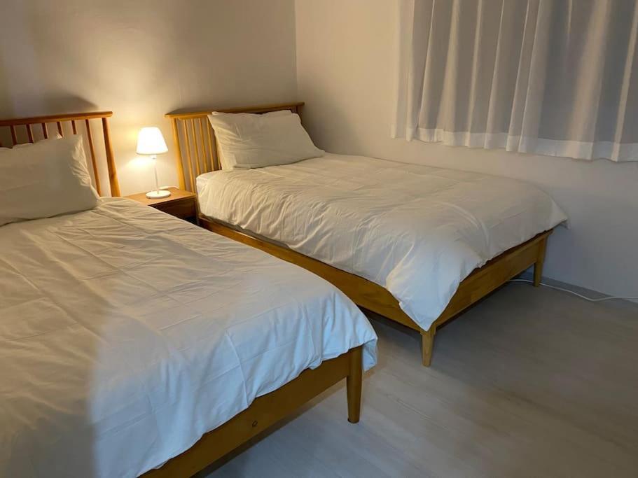 Station Apartment *