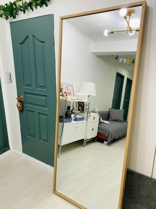 Apartment Station Seoul