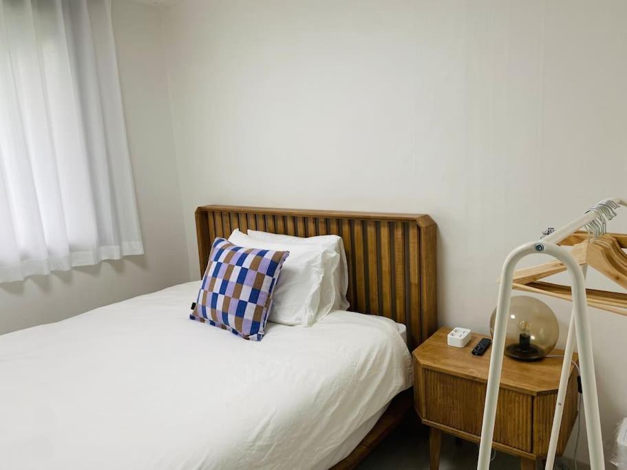 Station Apartment Seoul