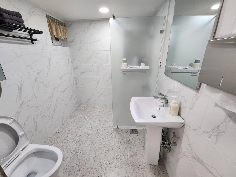 The Enough Apartment Seoul