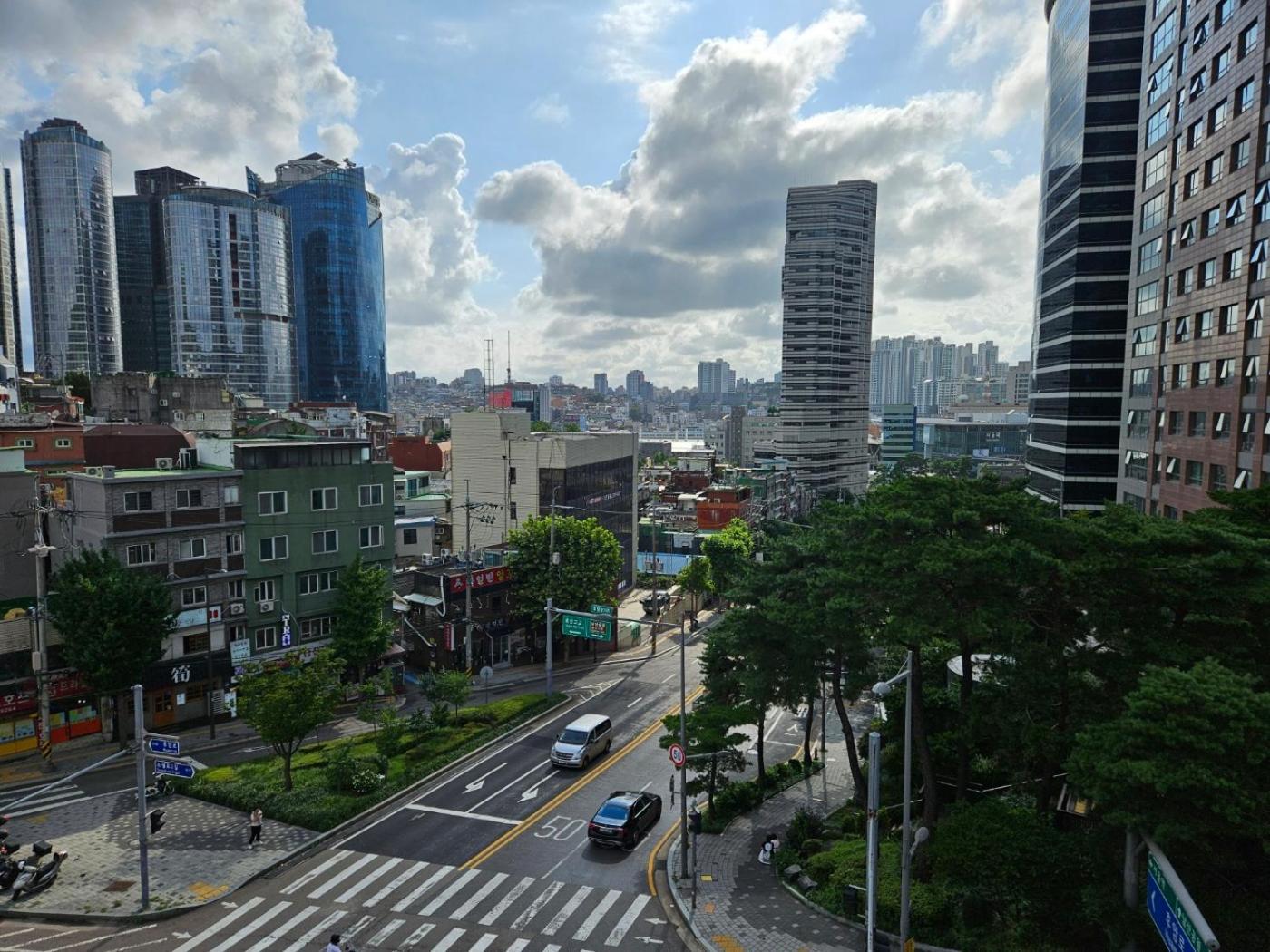 For Family Group, 4min To Station Apartment Seoul