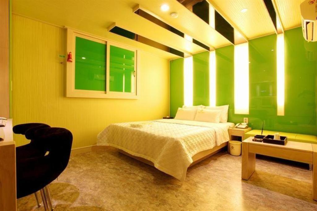 Motel Major *