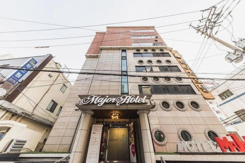 Major * Seoul