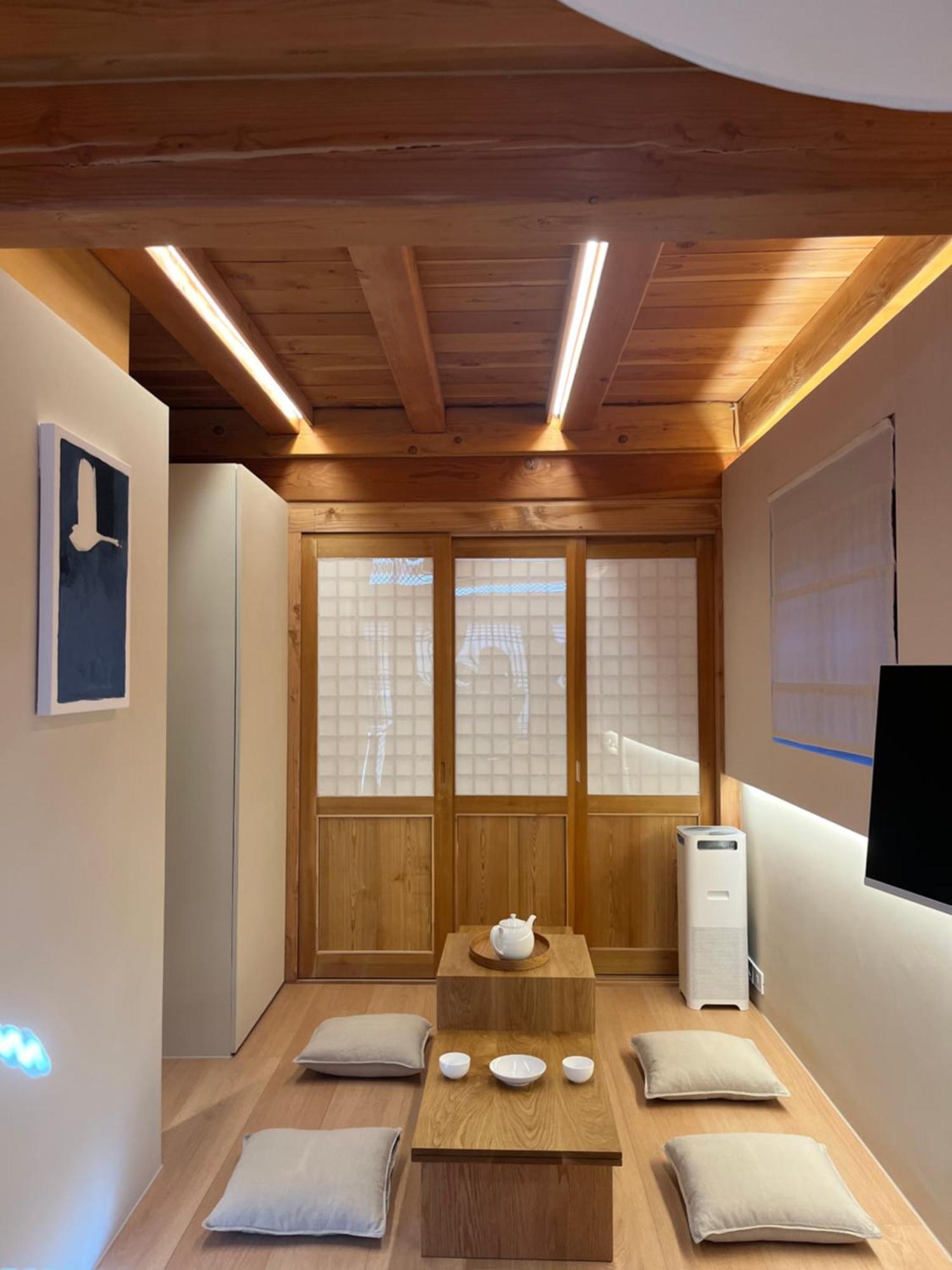 Acomodação com café da manhã  The Korean Traditional Hanok In Downtown For Convenient Public Transportation - Ari