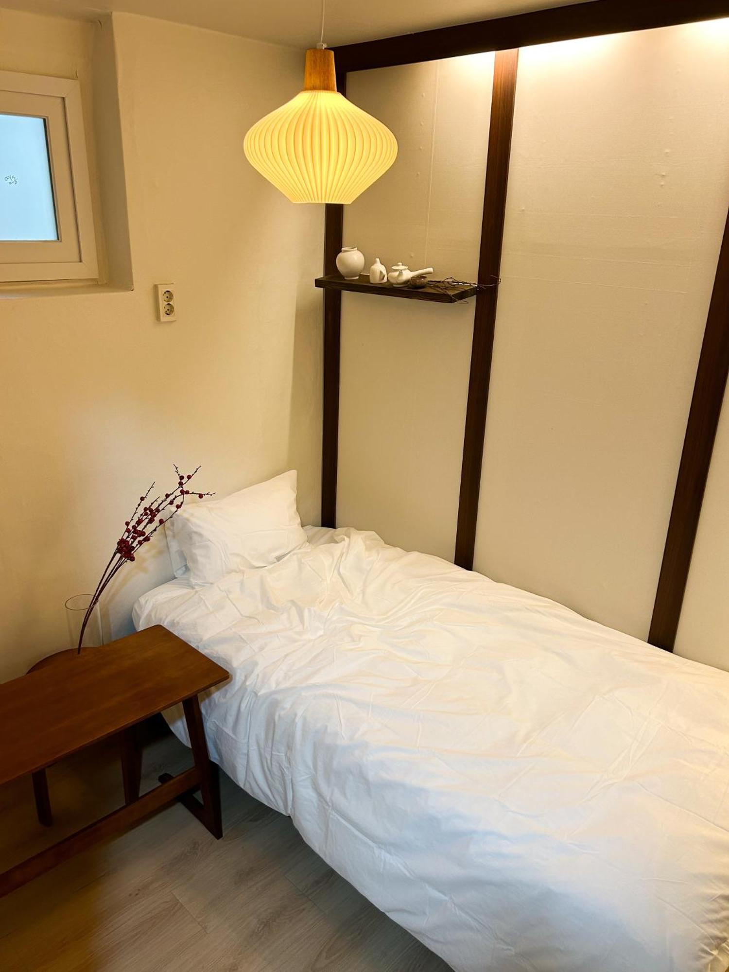 Pocket Oriental Hostel