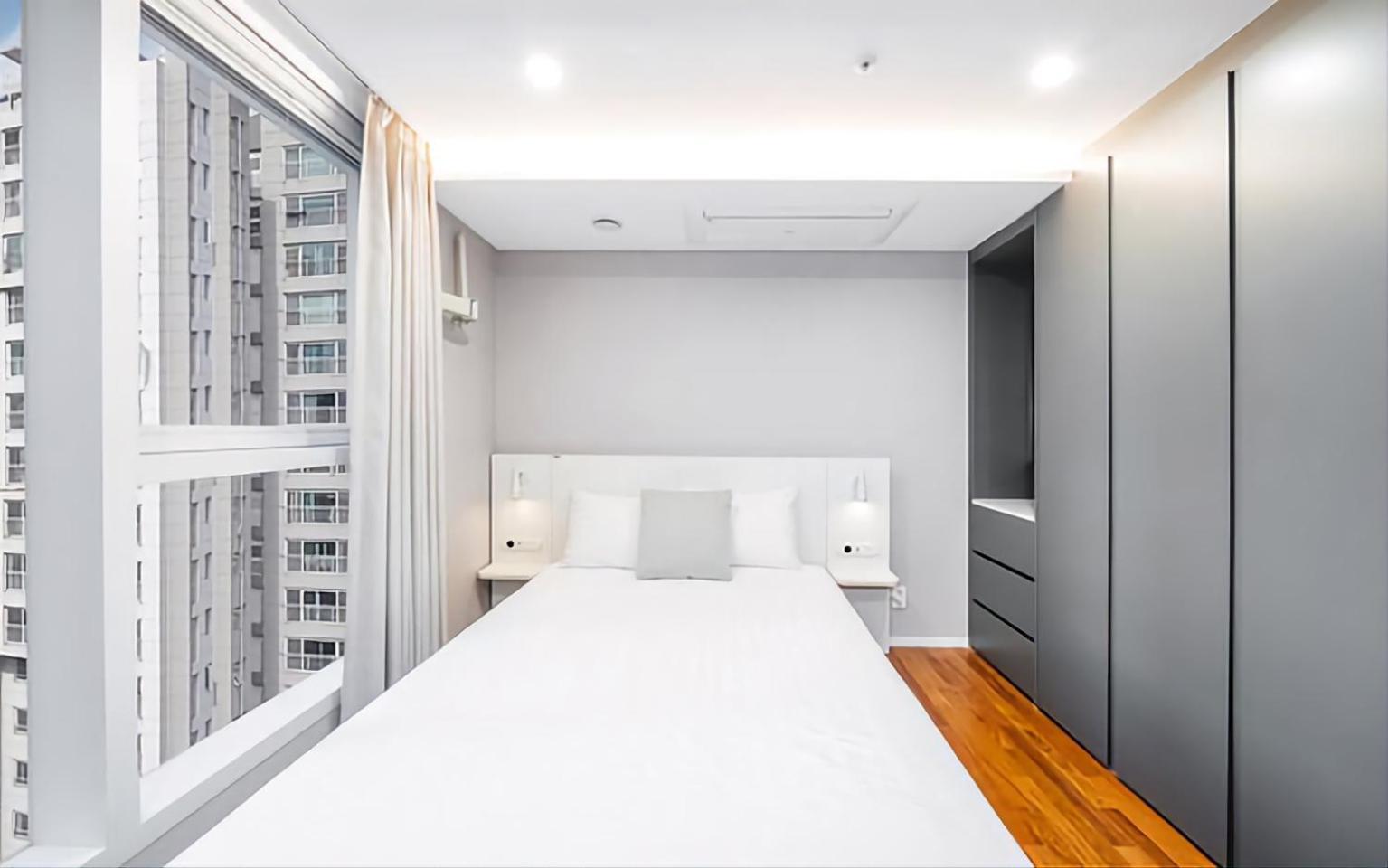Uh Flat The Seocho Seoul